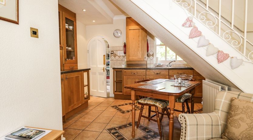 Photo of Two Tweenways