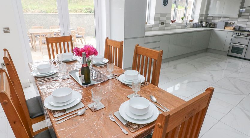 Photo of Golygfa Hafan