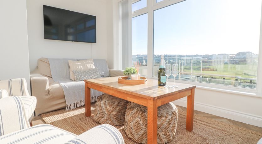 Photo of 5 Fistral Waves