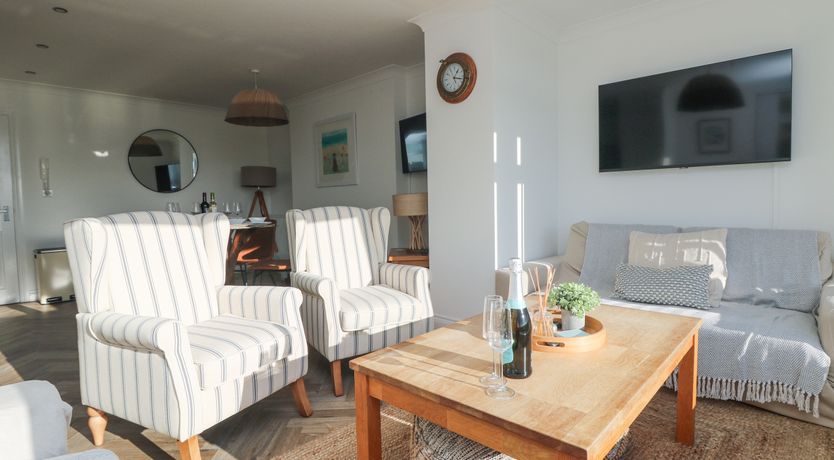 Photo of 5 Fistral Waves