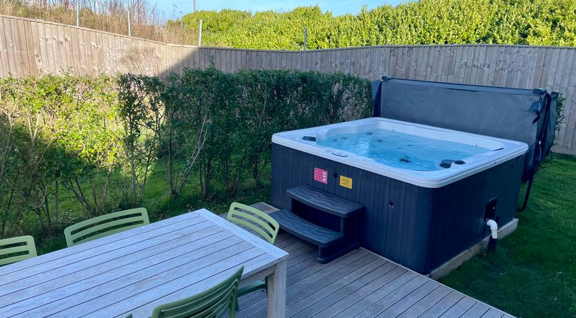 Photo of Una, Lodge 73