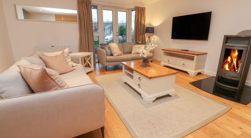 Photo of Una, Lodge 73