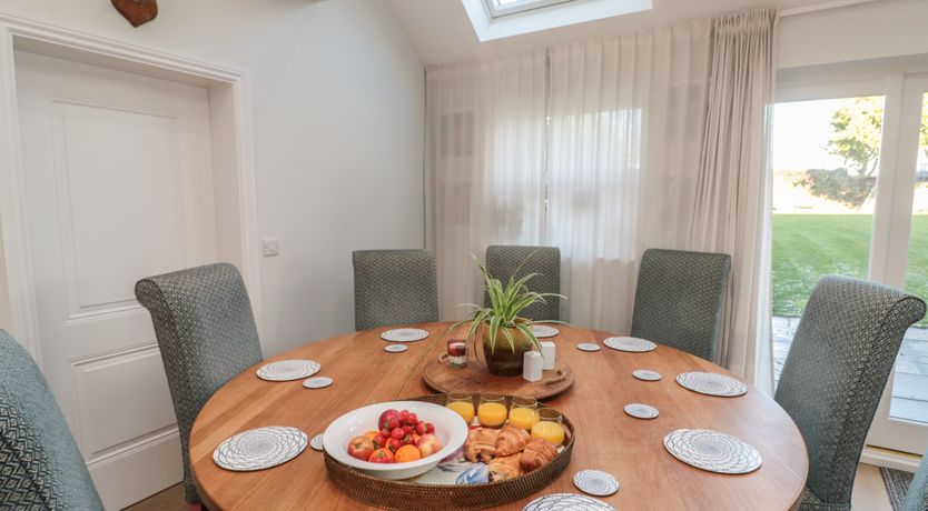 Photo of Mulgrave House