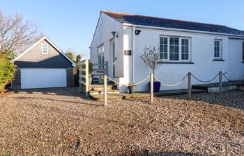 Shell Cottage Holiday Home