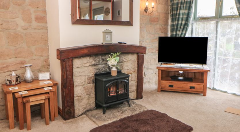 Photo of Old Hall Cottages