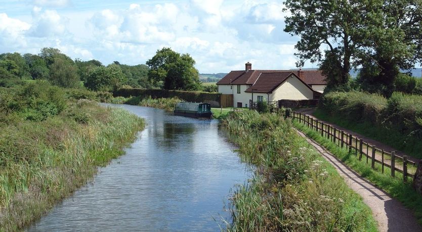 Photo of Valley House