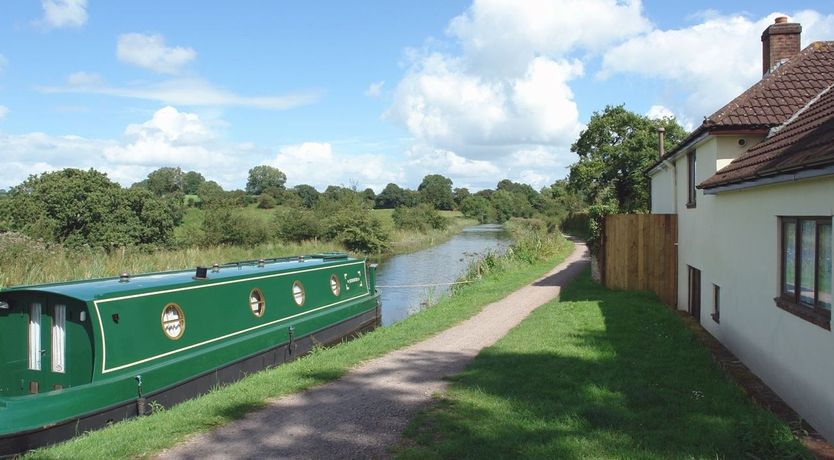 Photo of Valley House