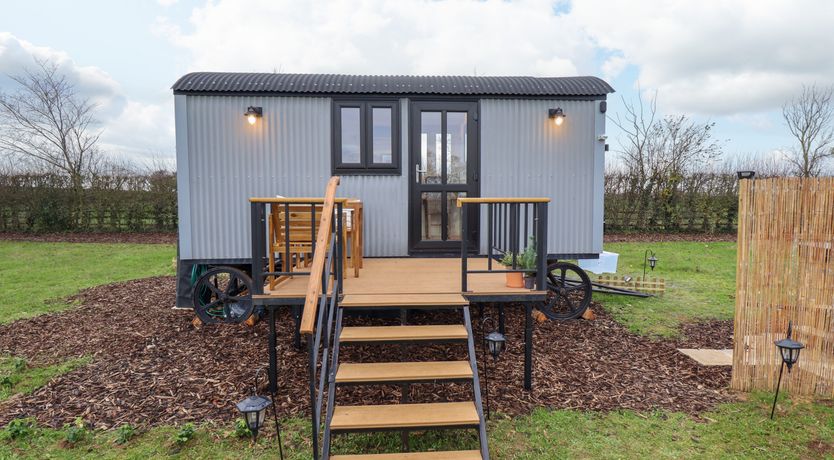 Photo of Shepherds Hut - Ash