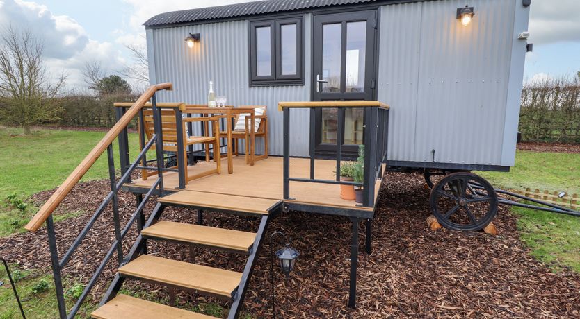 Photo of Shepherds Hut - Ash