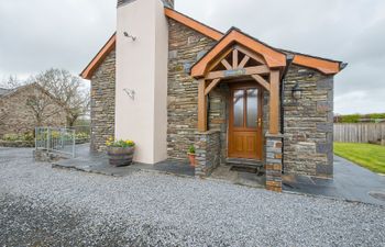 Hirwaun Cottage Holiday Home