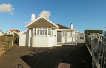 34 St. Hilarys Drive Holiday Home