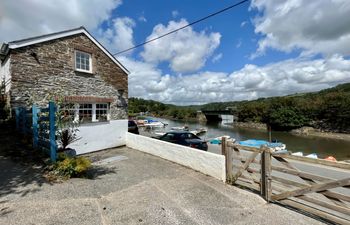 The Boat House Holiday Home