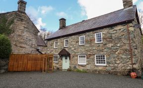 Photo of Cader Cottage