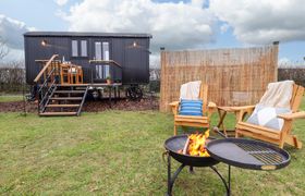 Photo of shepherds-hut-oak