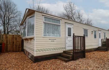 Carnaby Holiday Home