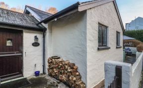 Photo of Old Farm Cottage