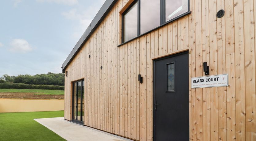 Photo of Bears Court North Barn 3