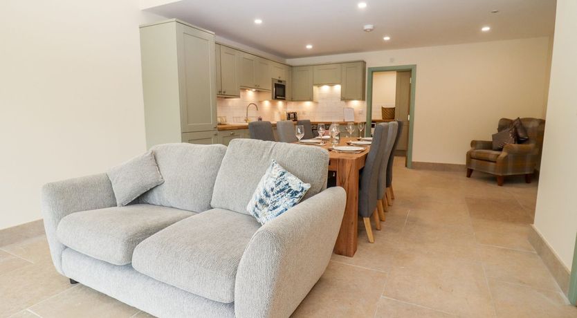 Photo of Bears Court North Barn 3