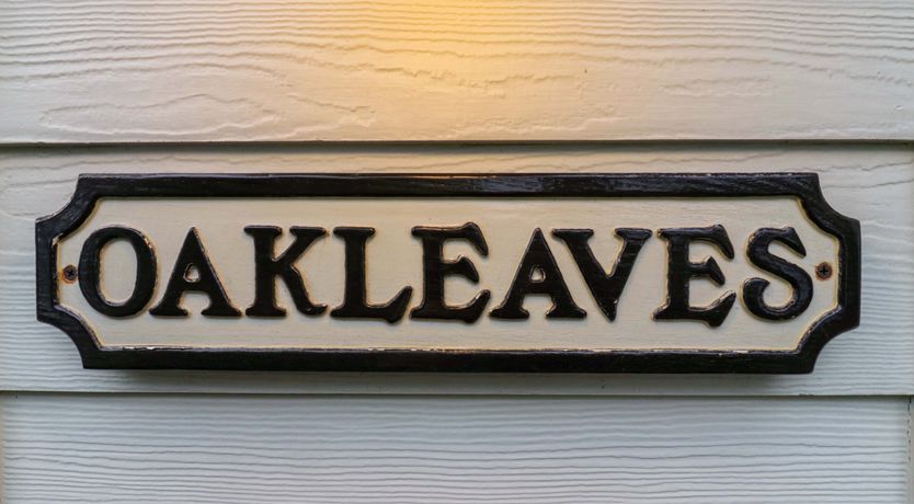 Photo of Oakleaves