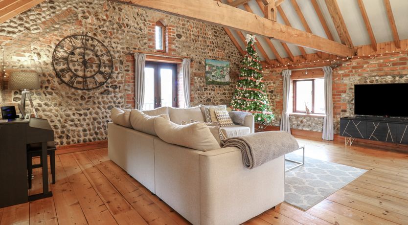 Photo of Bridge Barn