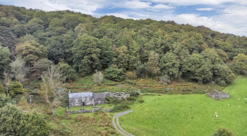 Photo of Tan Y Clogwyn