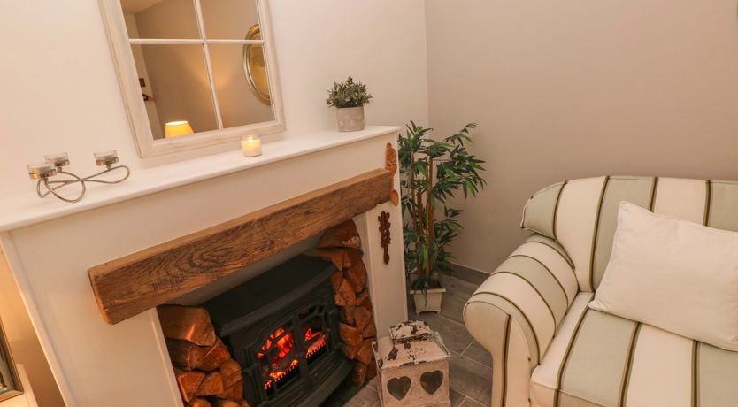 Photo of Little Cloud