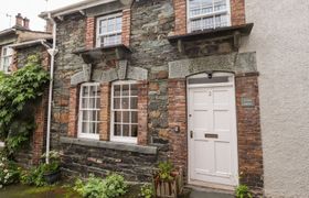 Photo of stone-ledges