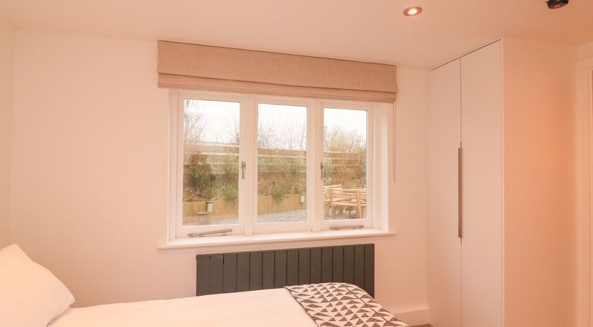 Photo of Capton Snug