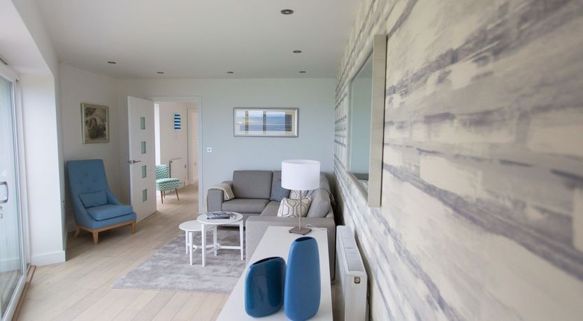 Photo of 7 Atlantic Watch