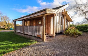 Cedrus Lodge Holiday Home