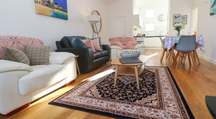 Photo of Una, Lodge 70