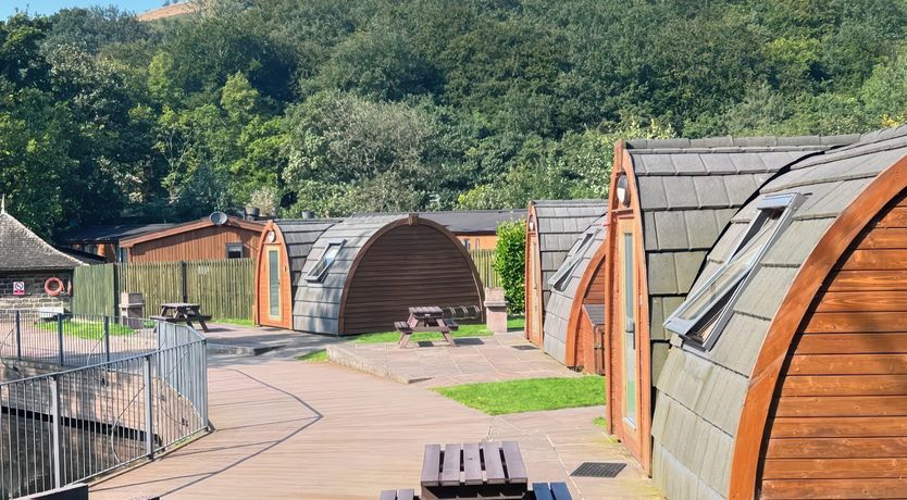 Photo of Dovestone Pod 18