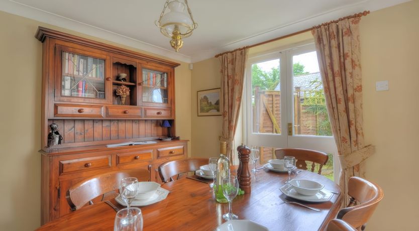 Photo of Moonfleet Cottage