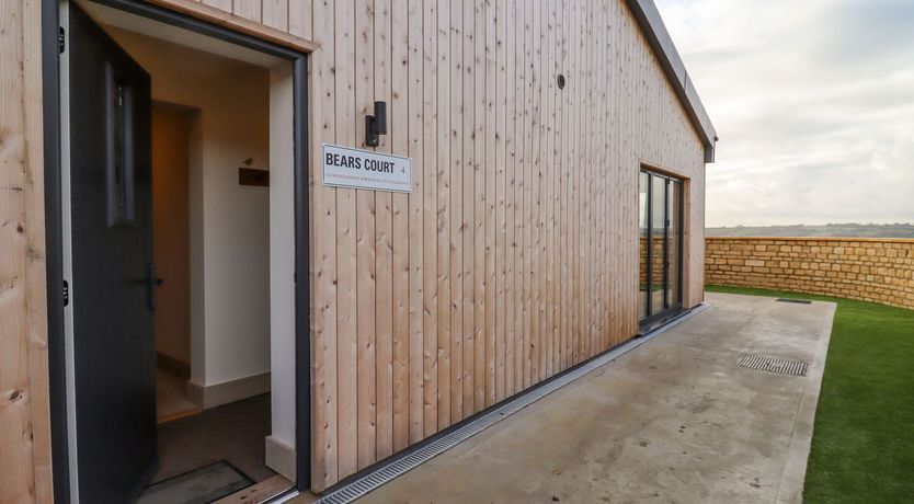 Photo of Bears Court North Barn 4