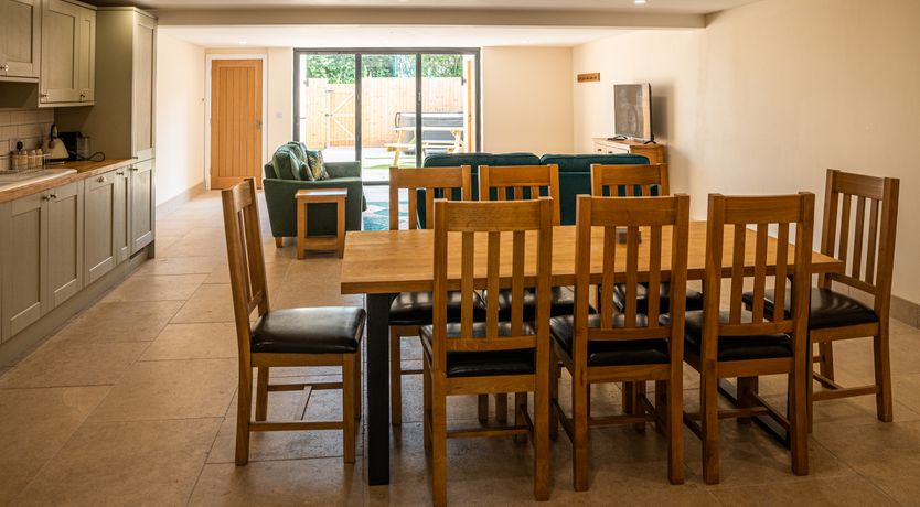 Photo of Bears Court North Barn 6