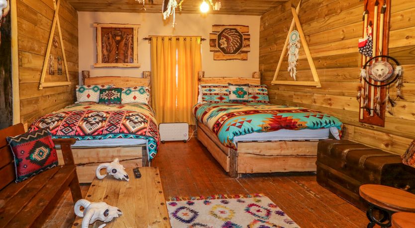 Photo of Apache Falls Lodge