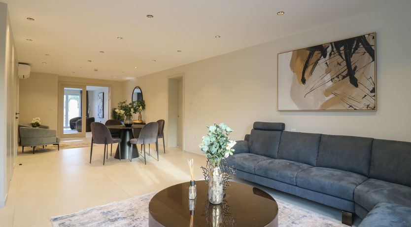 Photo of Joy Lane Mansion