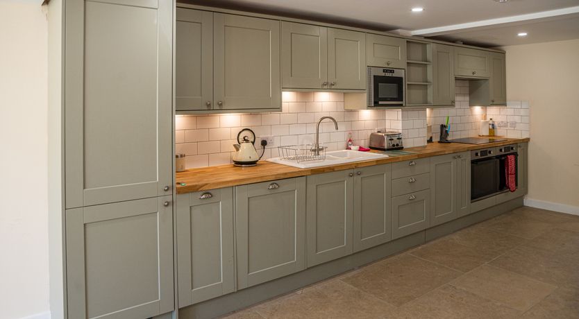 Photo of Bears Court North Barn 7