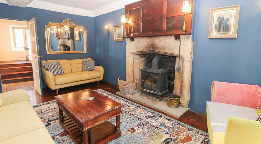 Photo of Old Manor House