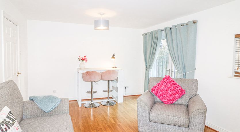 Photo of 6 Fidlers Close