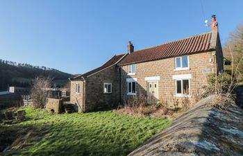 White Lodge Cottage Holiday Home