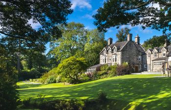 Tan Llan Holiday Home