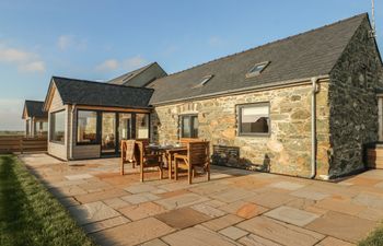 Cuddfan Holiday Home