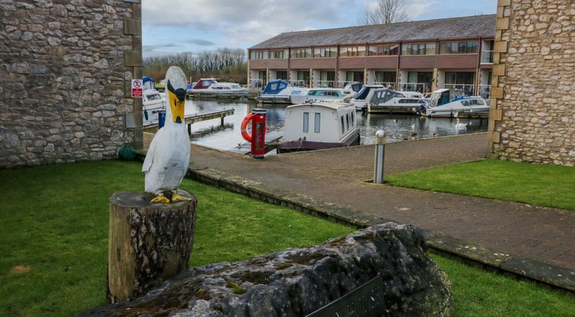 Photo of 9 Swan House