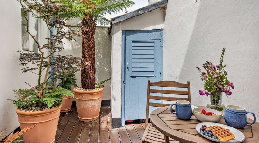 Photo of 1 Bed in Appledore