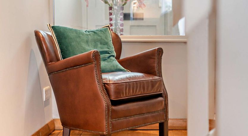 Photo of 1 Bed in Appledore