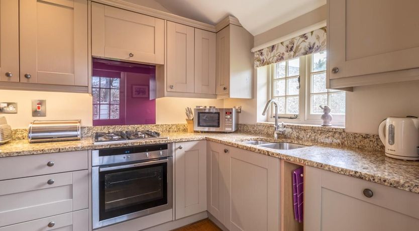 Photo of 1 Bed in Llanfrynach