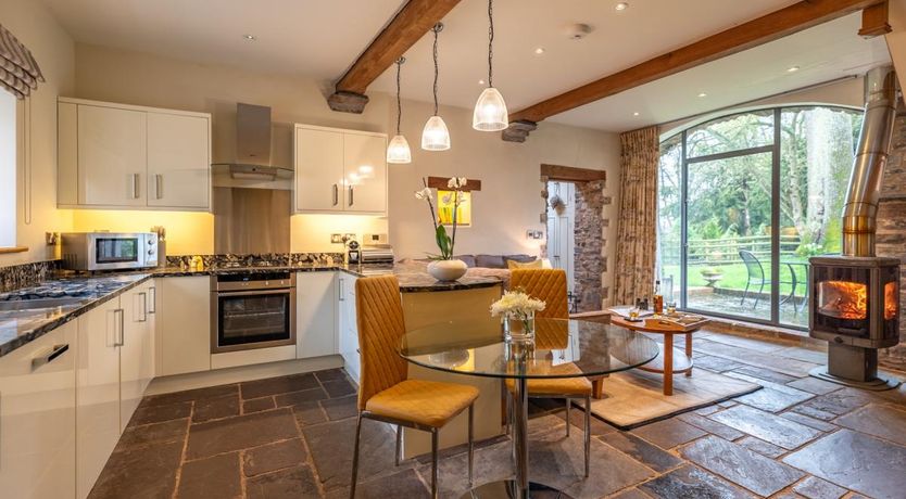 Photo of 1 Bed in Llanfrynach