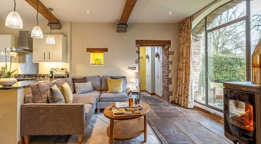 Photo of 1 Bed in Llanfrynach