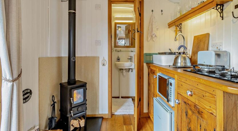 Photo of 1 Bed in Llanidloes
